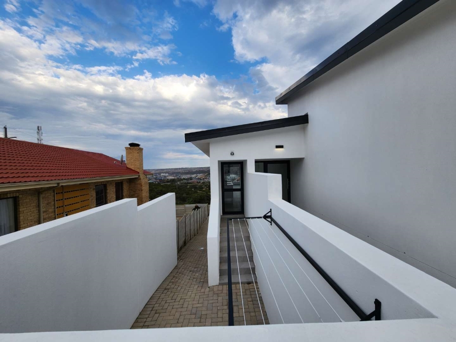 3 Bedroom Property for Sale in Seemeeu Park Western Cape